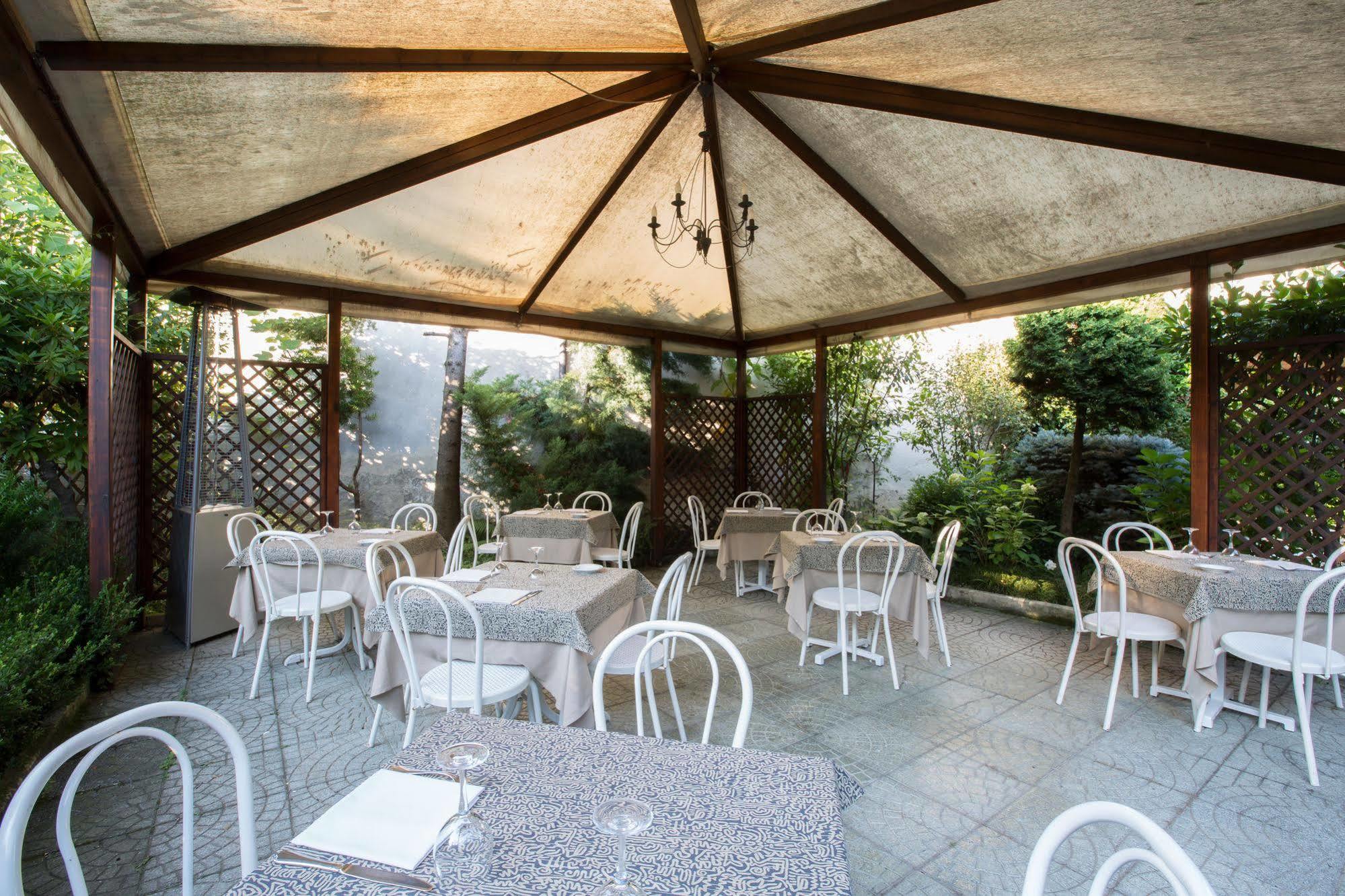 Albergo Giardino Cernobbio Exterior foto